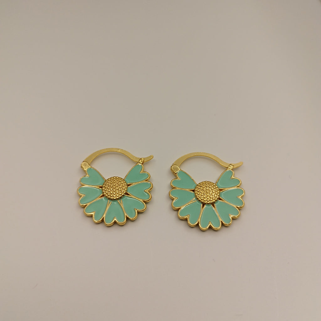 earring_pastel_Blue_18K_Goldplatet_Daisy_Margurit_Rund