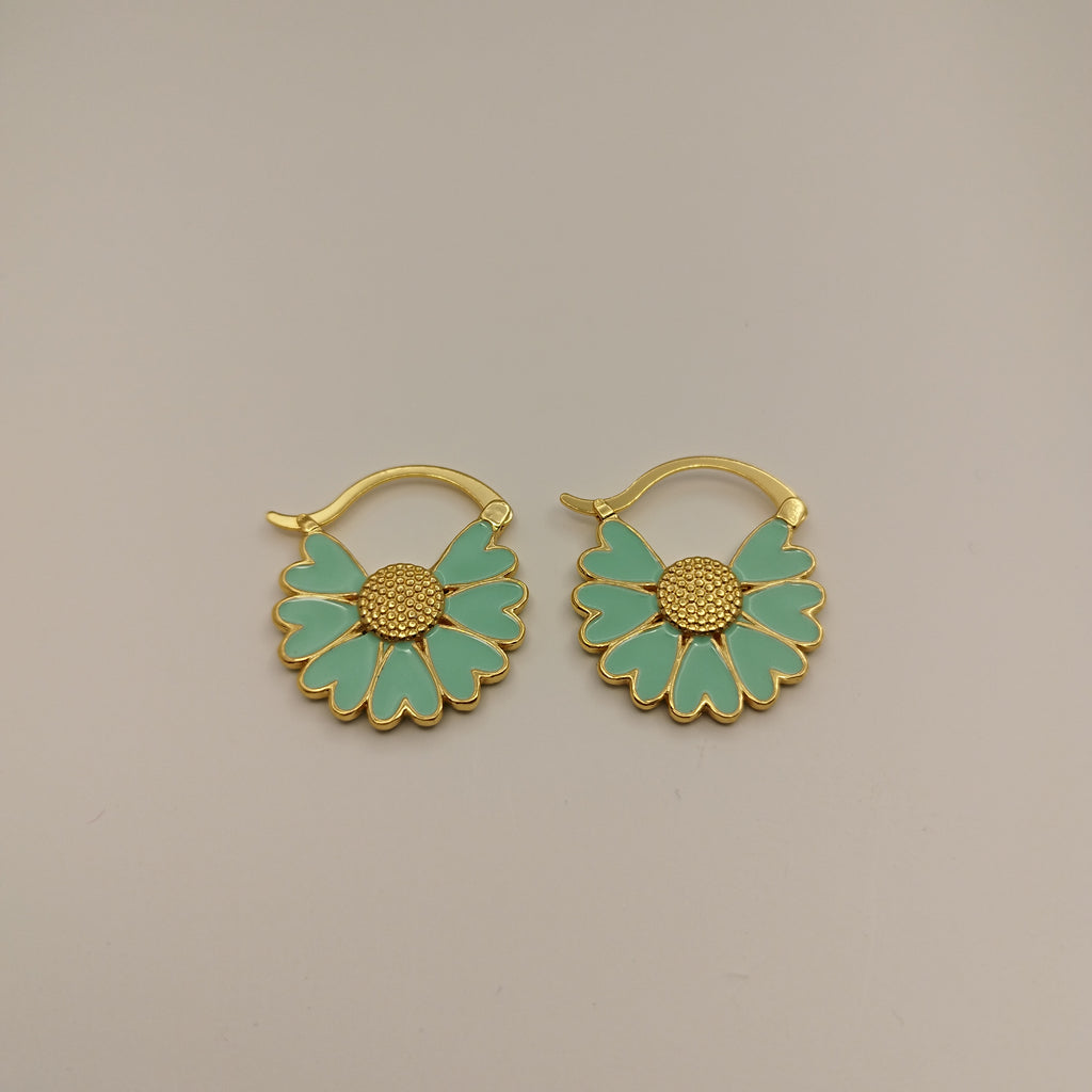 Unikke_Feminine_øreringe_18K_goldplatet_Pastel_ Grøn_emalje
