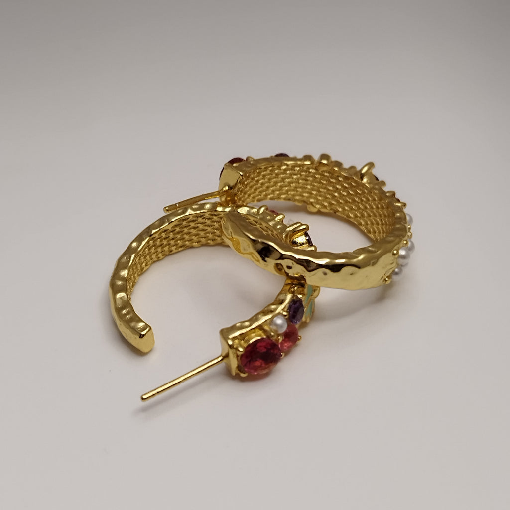 Farverige 18K guldbelagte creoler med grønne blomster og perler – 925 sølvpin